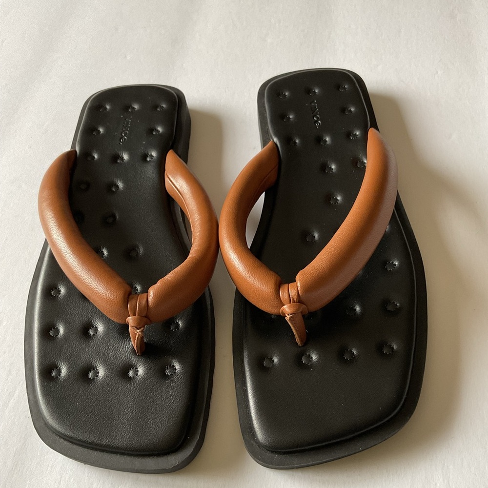 VINCE SERENE PUFFY THONG SANDAL CARAMEL BROWN WITH BLACK SIZE 9.5 NWOT - Picture 4 of 11